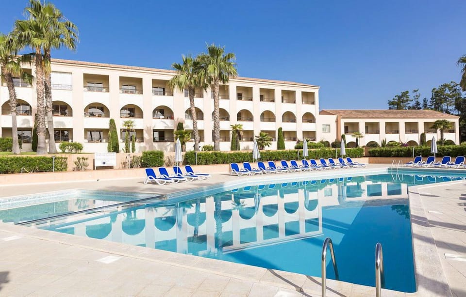 Cool off in one of the two outdoor pools at Sognu di Mare, just minutes from the Marine de Bravone beach.