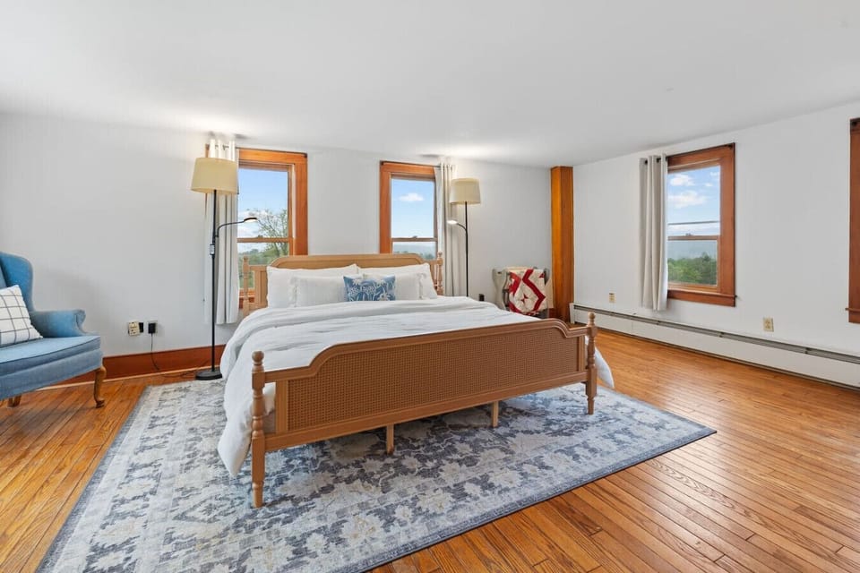 Bedroom Living Space
