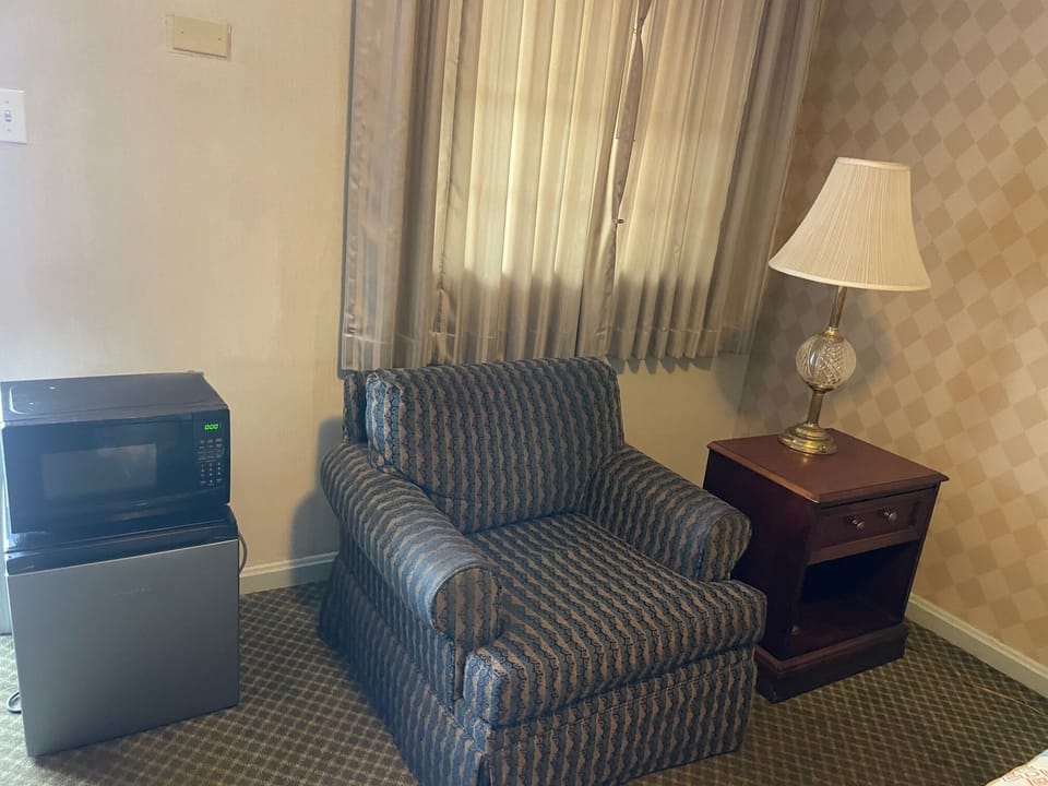 Classic Single Room | Desk, free WiFi, bed sheets