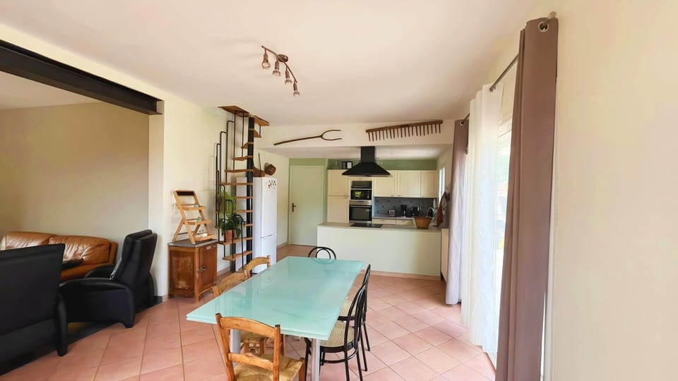 House | Dining