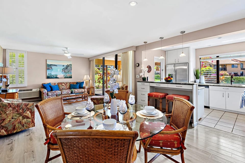 living room/dining table