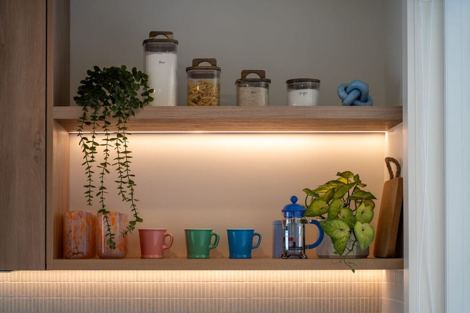 Backlit kitchen shelves
