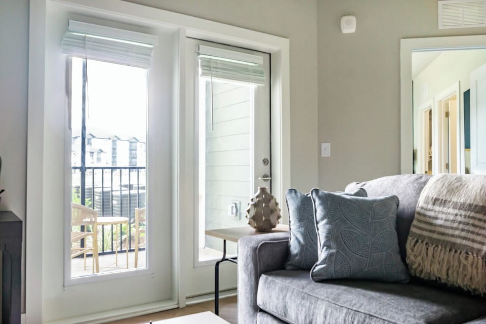 Apartment, 1 Bedroom | Living area | 50-inch Smart TV with digital channels