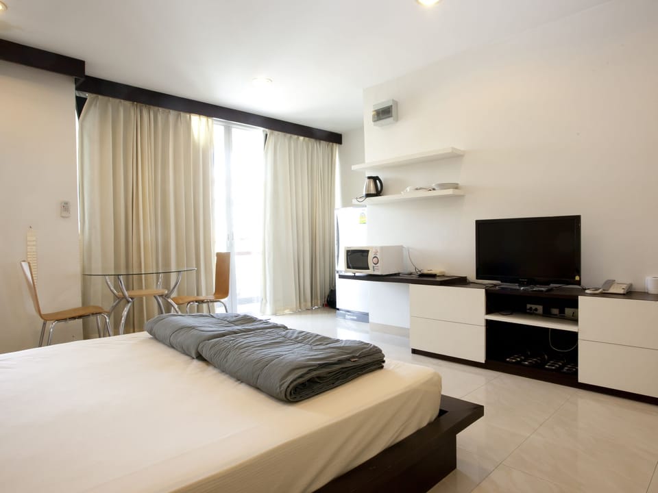 Studio | Desk, rollaway beds, free WiFi