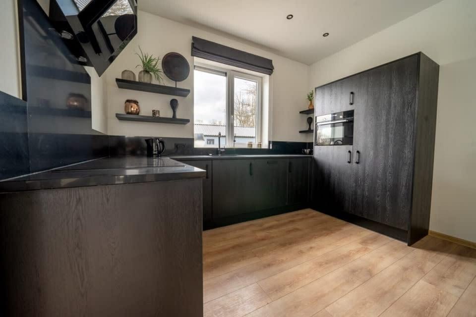 Vakantiepark Aan de Maas - Pavilion l'etage Sauna 10 - kitchen