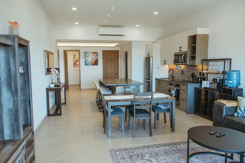1306 Living Area