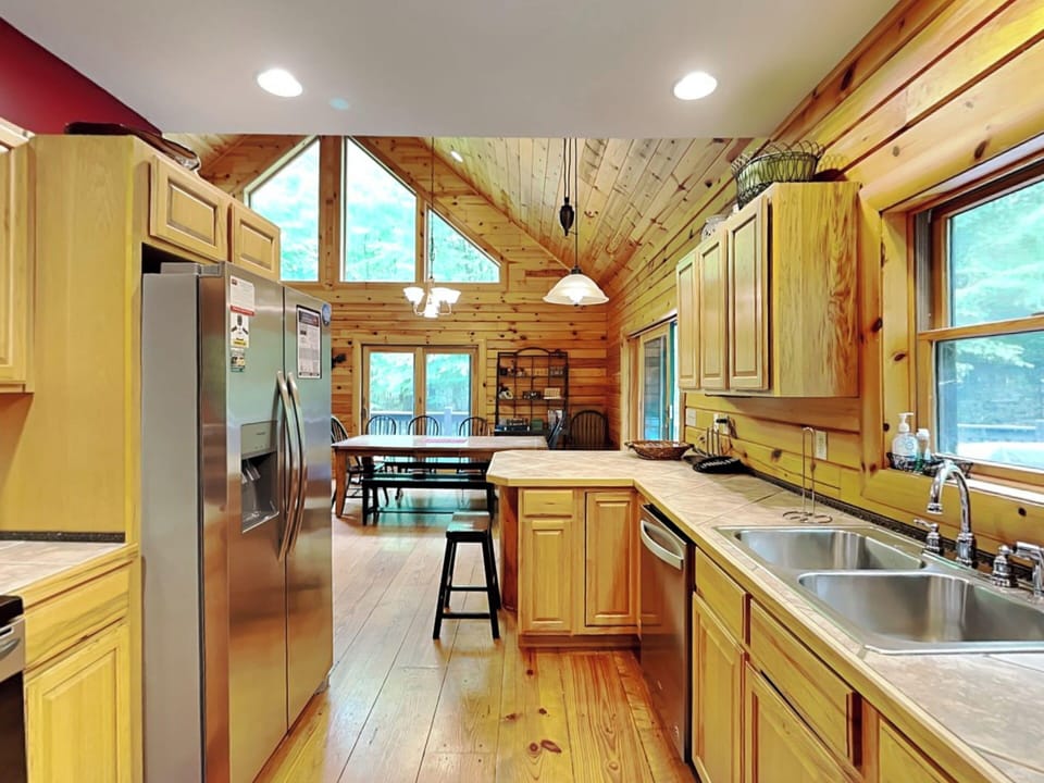 House (4 Bedrooms) | Property amenity