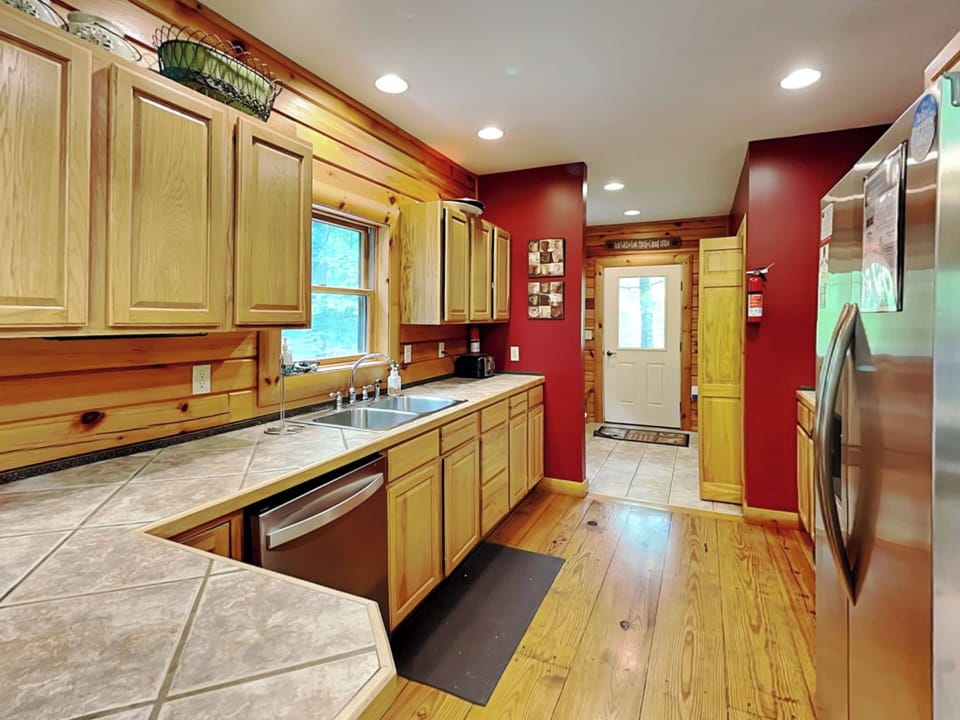 House (4 Bedrooms) | Property amenity