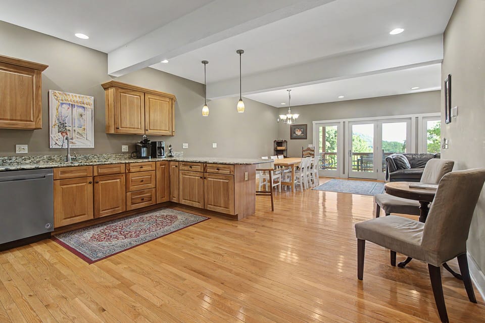 House (5 Bedrooms) | Property amenity