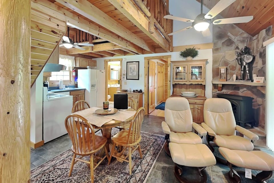 House (2 Bedrooms) | Property amenity