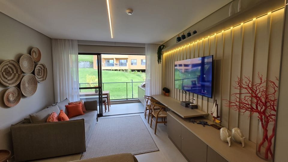 Classic Apartment, Courtyard View | Living area
