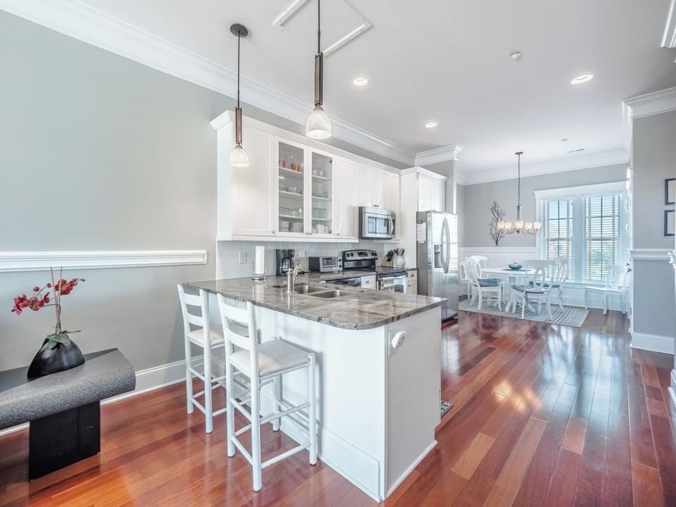 Studio (3 Bedrooms) | Property amenity