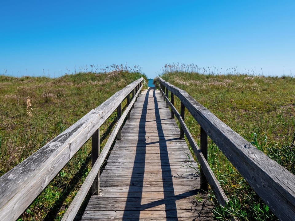 Condo (2 Bedrooms) | Property amenity