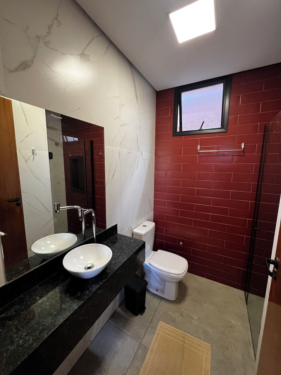 Comfort Room | Bathroom | Free toiletries, hair dryer, soap, shampoo