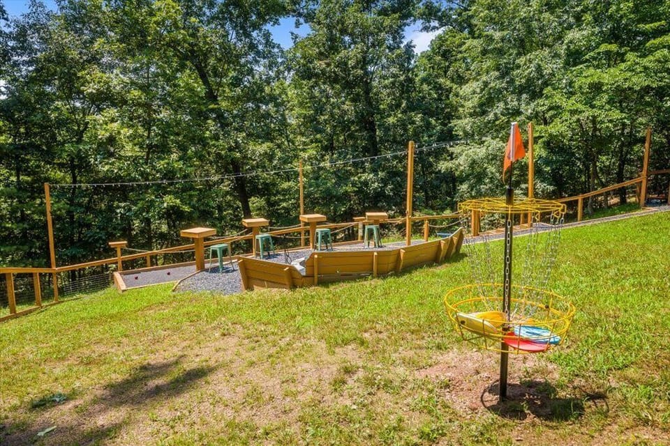 Backyard: Outdoor lounge and dining area.