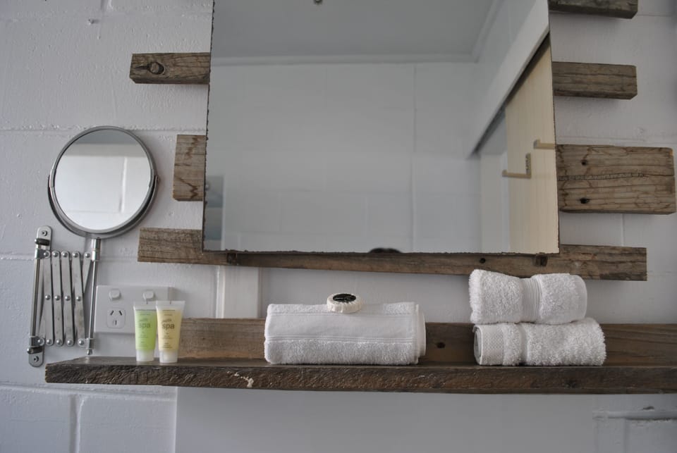 Bathroom (1)