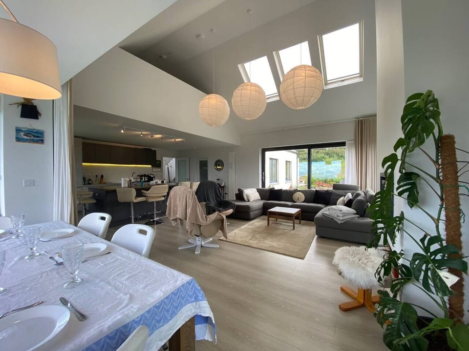 02346bd6-881e-43b9-9568-bd1c5aed7006