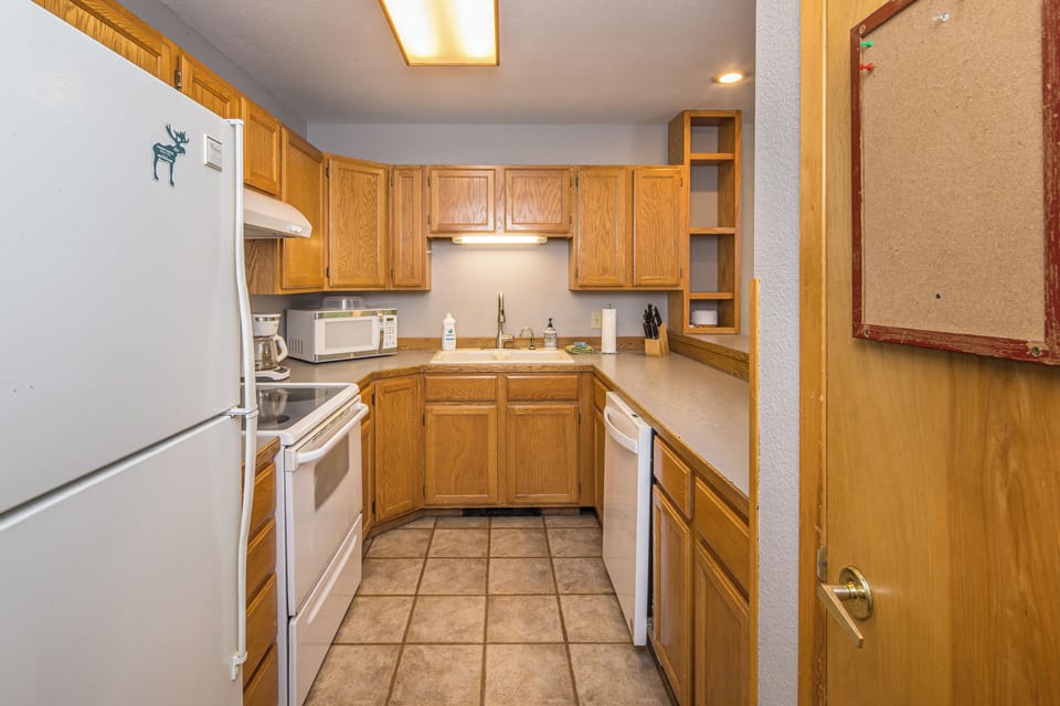 Plenty of counter space for cooking a nice meal!