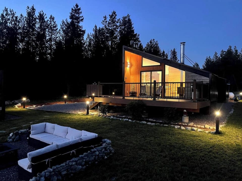 a85e24db-659b-4b41-80cb-5bb590d48753