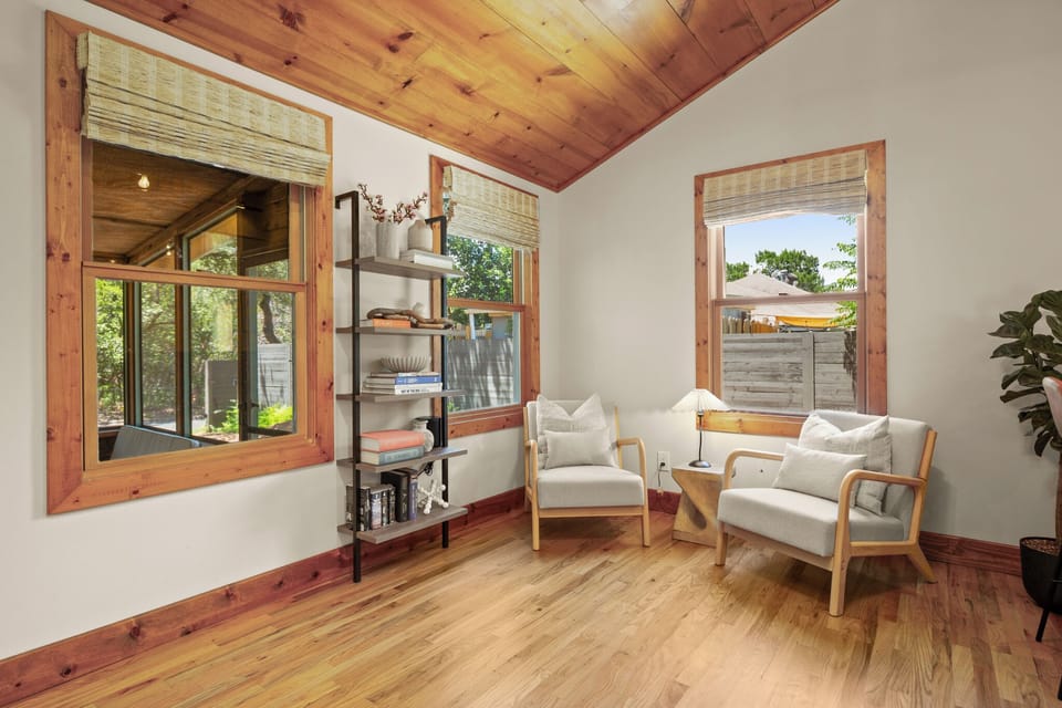 Sitting Area and Front Porch