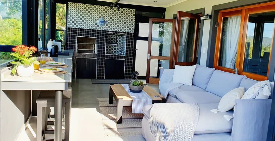 Photo of the whole room
Lounge/Kitchenette
Dining area, Decorative details, Patio, Seating Area, View