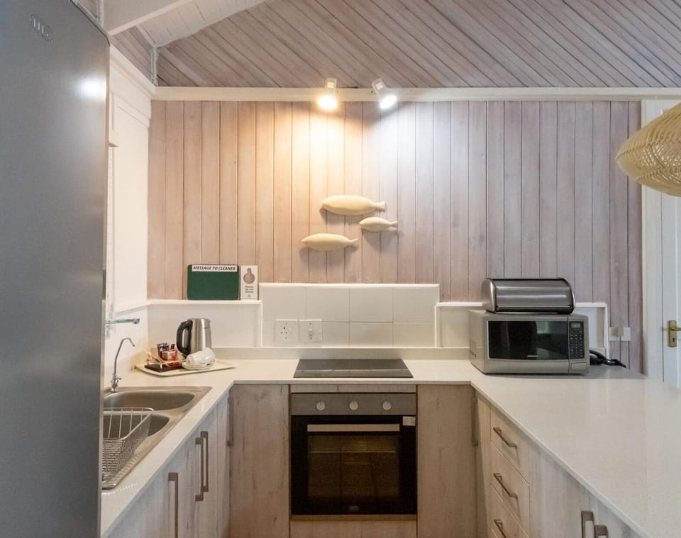 Knysna River Club - Garden View Log Cabin 20 (2618)