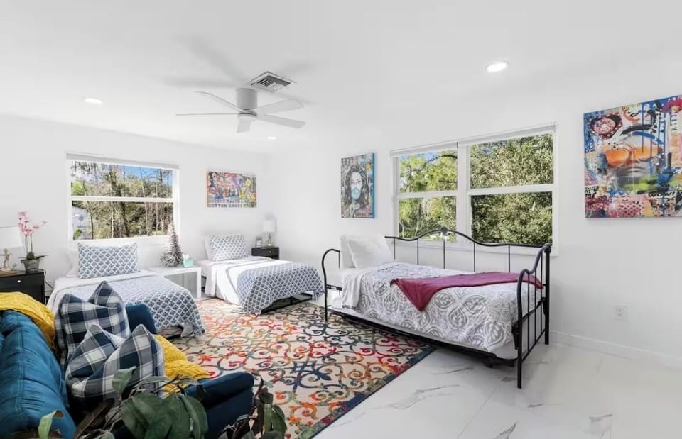 Second floor, 4 twin size beds