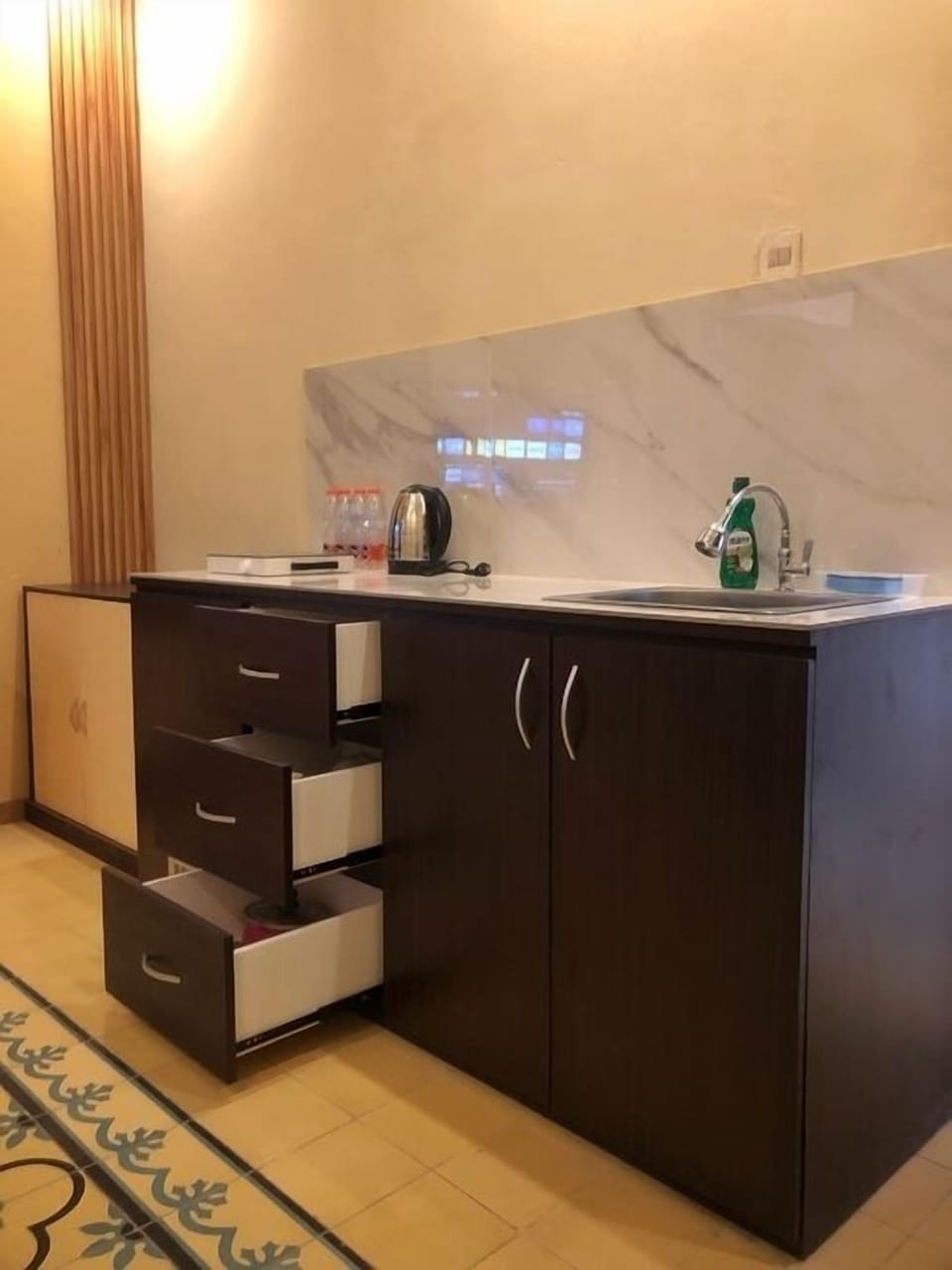 BIMA 1 BED ROOM | Private kitchen | Fridge, electric kettle, rice cooker, griddle