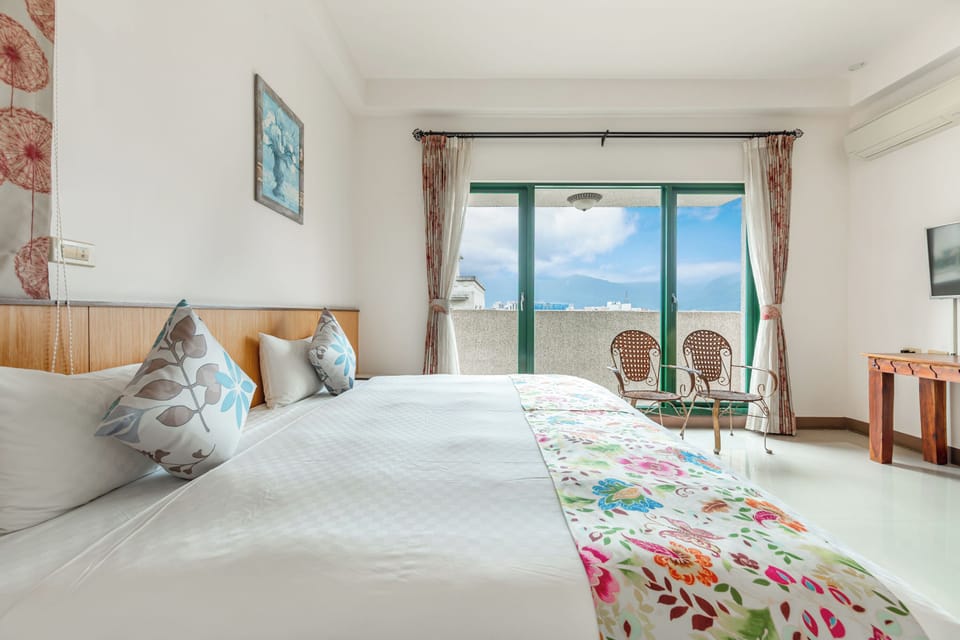 Double Room | Free WiFi, bed sheets