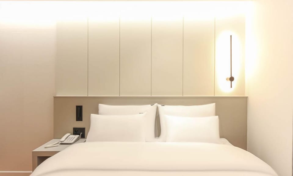 Deluxe Double Room | Individually decorated, individually furnished, free WiFi, bed sheets