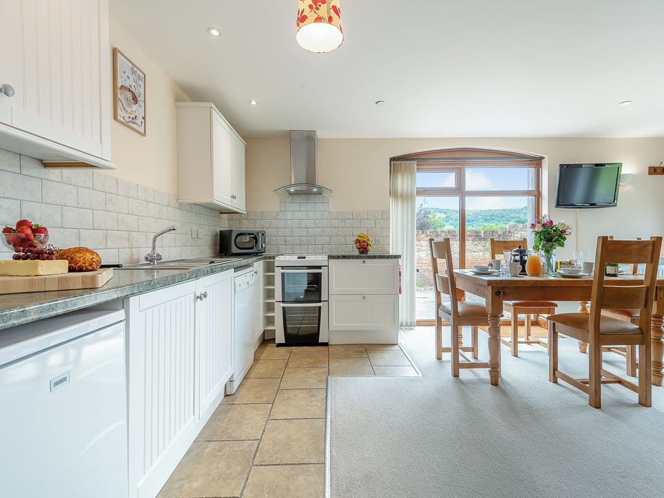 Kitchen/diner | Byre - The Victorian Barn, Blandford Forum