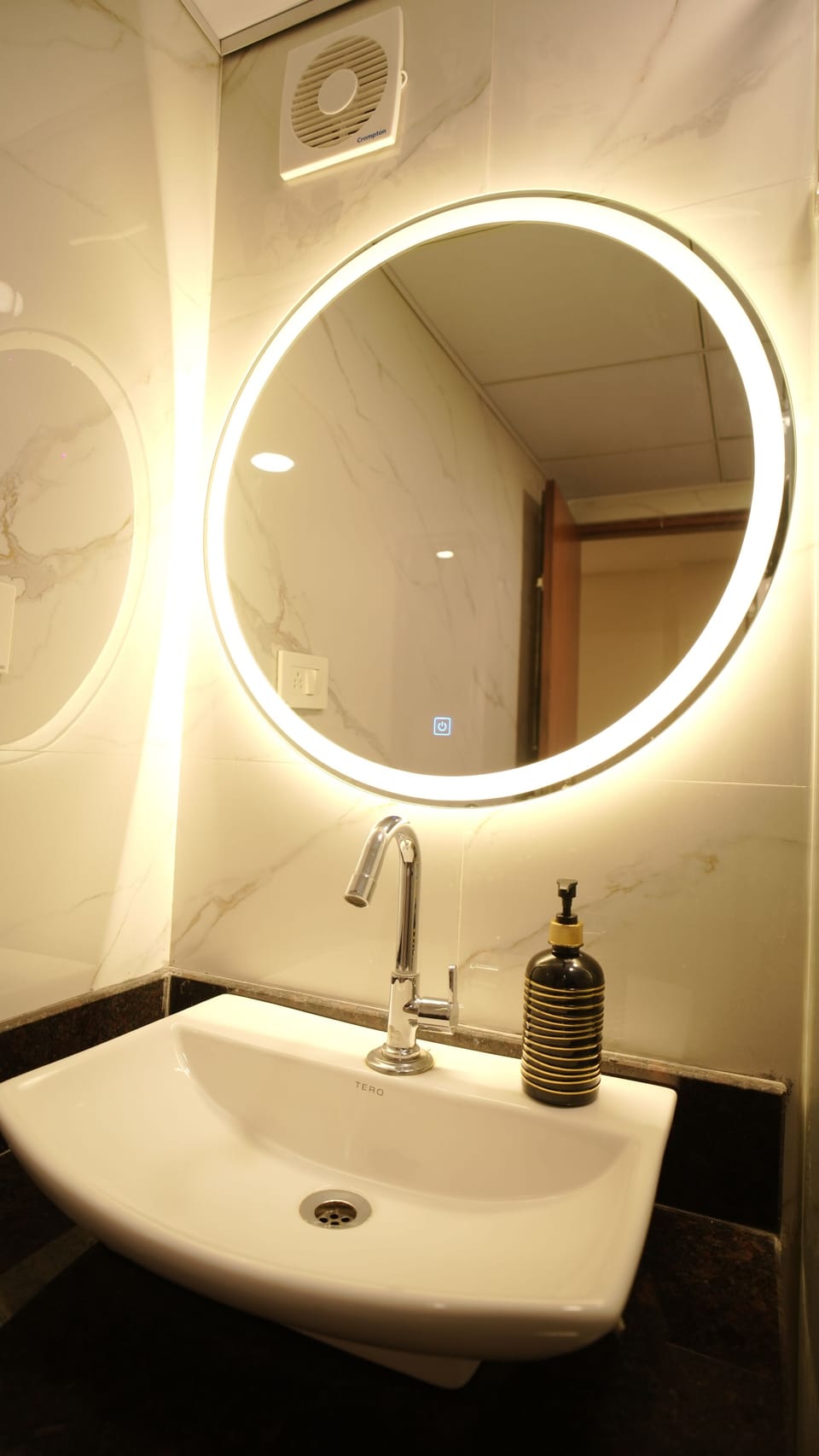 Double Room | Bathroom