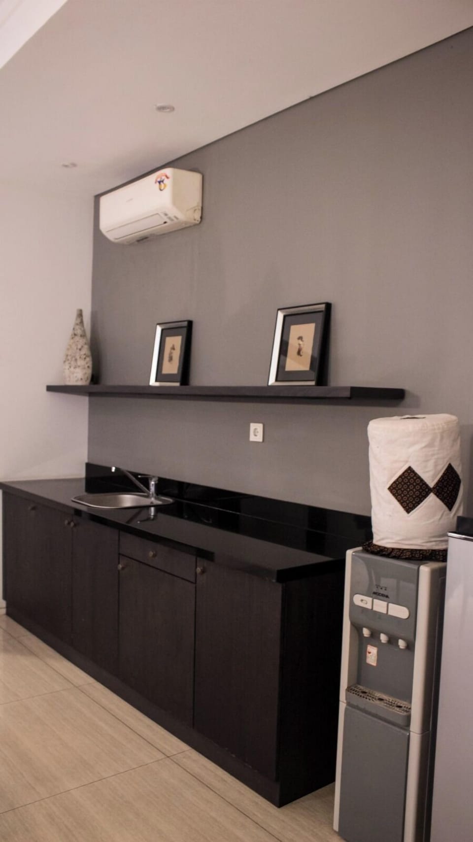 Luxury Villa, Balcony | Private kitchen | Fridge, stovetop, rice cooker, griddle