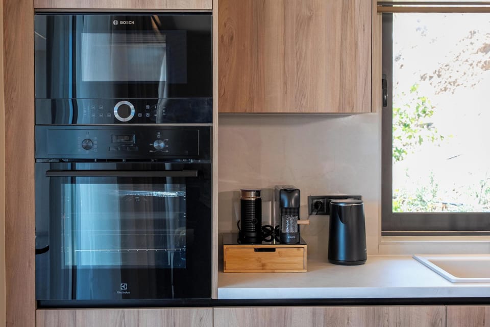 Villa, Sea View | Private kitchen | Full-size fridge, microwave, oven, stovetop