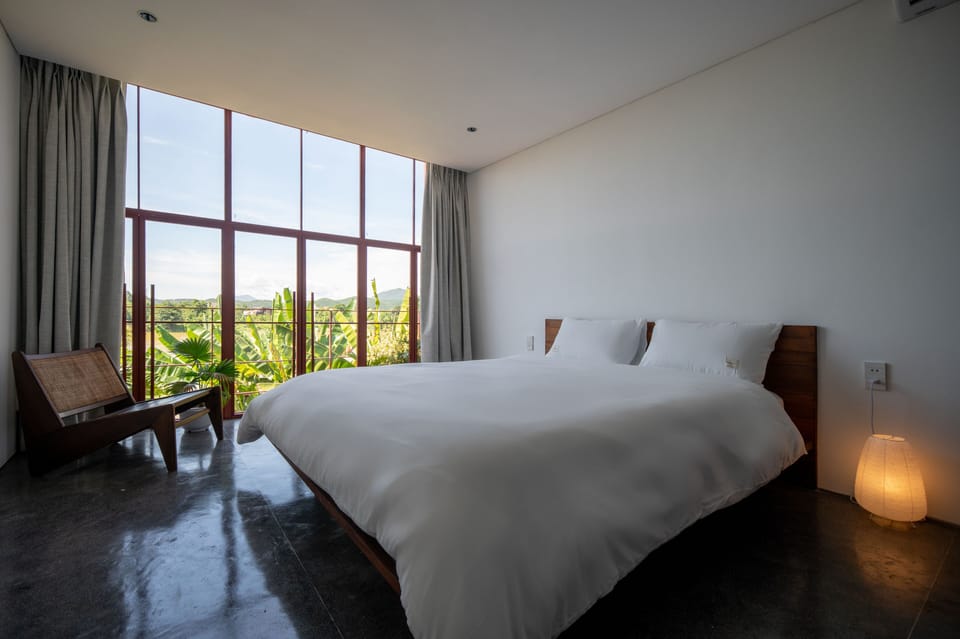 Executive Double Room | Desk, laptop workspace, free WiFi, bed sheets