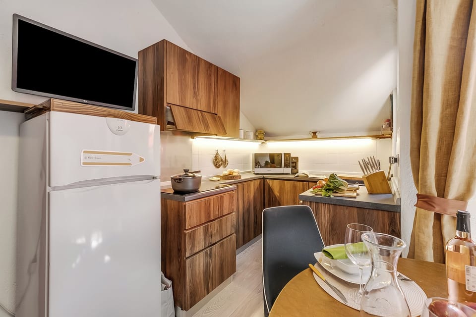 Family Apartment, Multiple Bedrooms (Appartamento Alpine Inspiration) | Dining