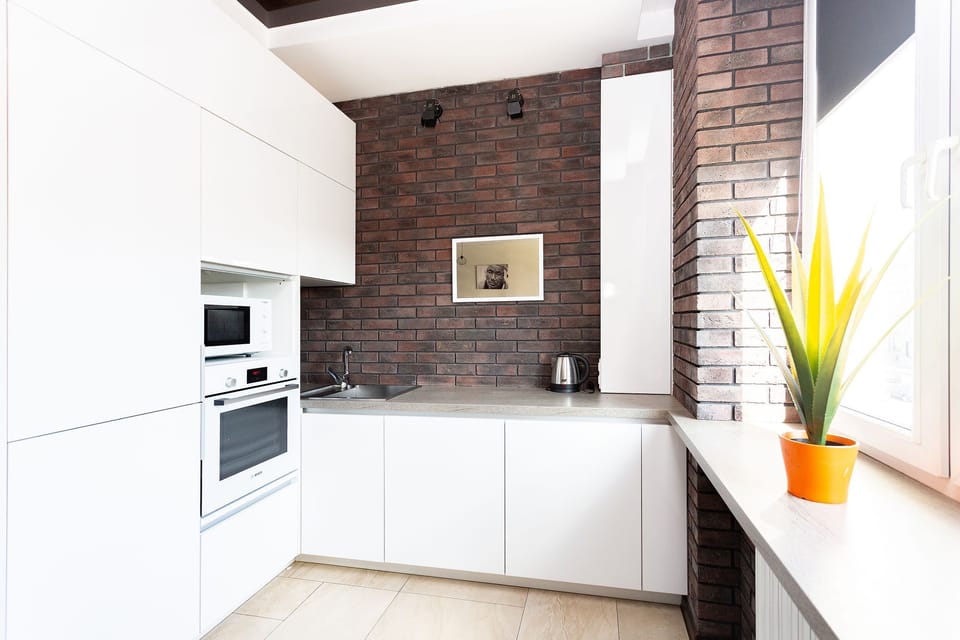 Classic Apartment, City View | Private kitchen | Full-size fridge, oven, stovetop, electric kettle