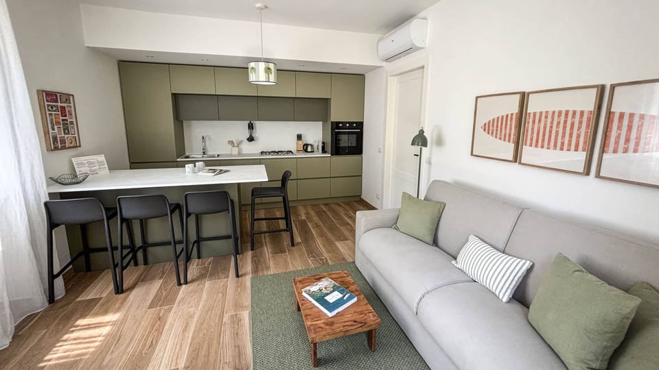 Apartment (1 Bedroom) | Interior