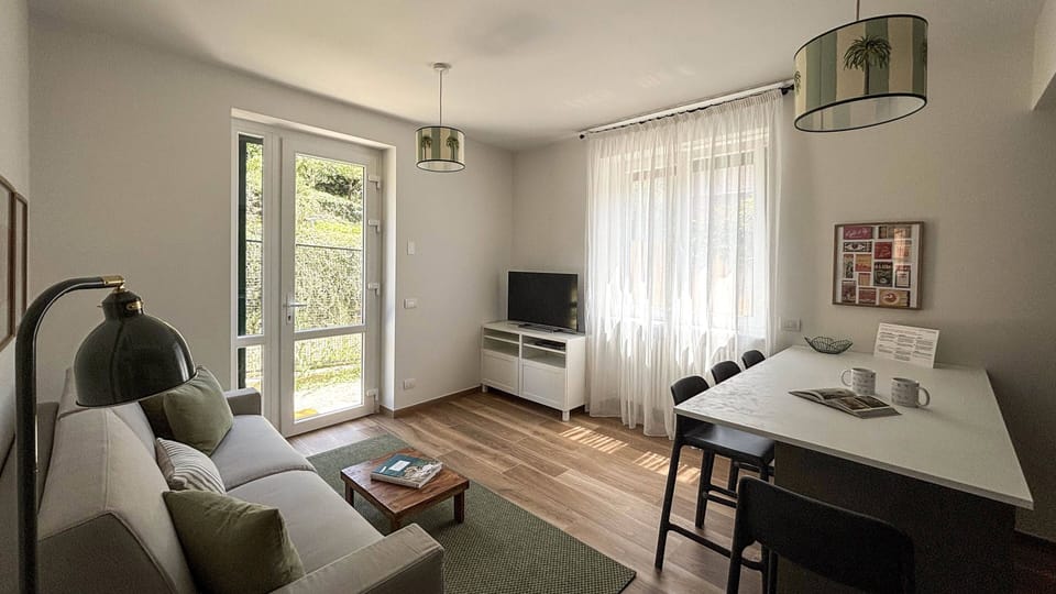 Apartment (1 Bedroom) | Interior
