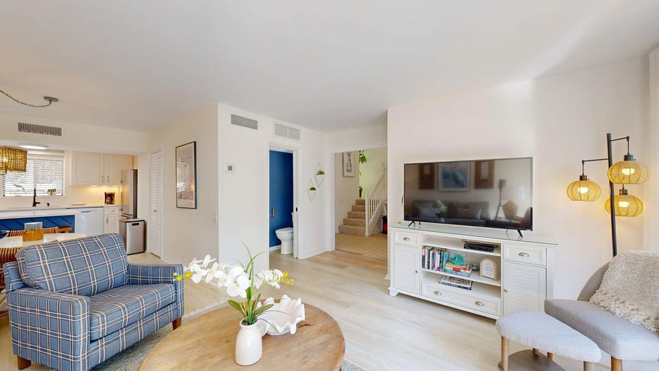 Living Room with HDTV