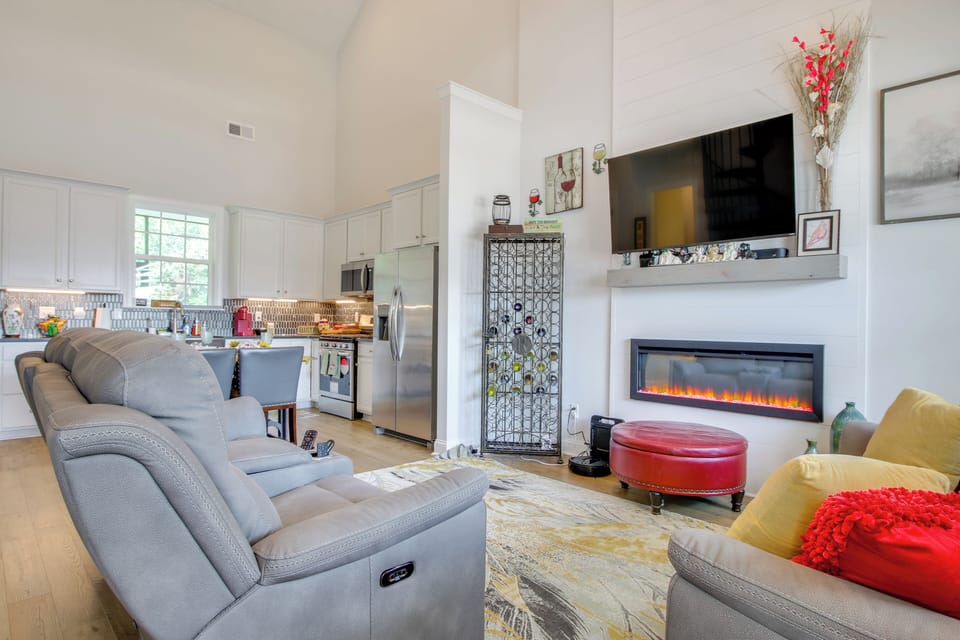 Cottage (2 Bedrooms) | Front of property