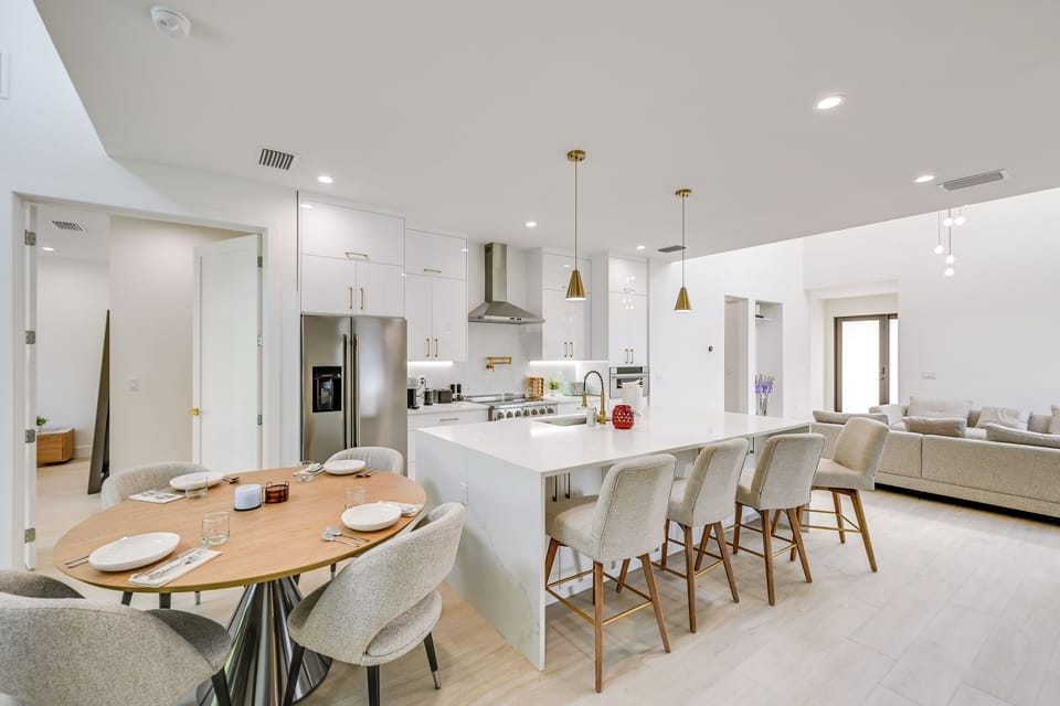 House (4 Bedrooms) | Interior