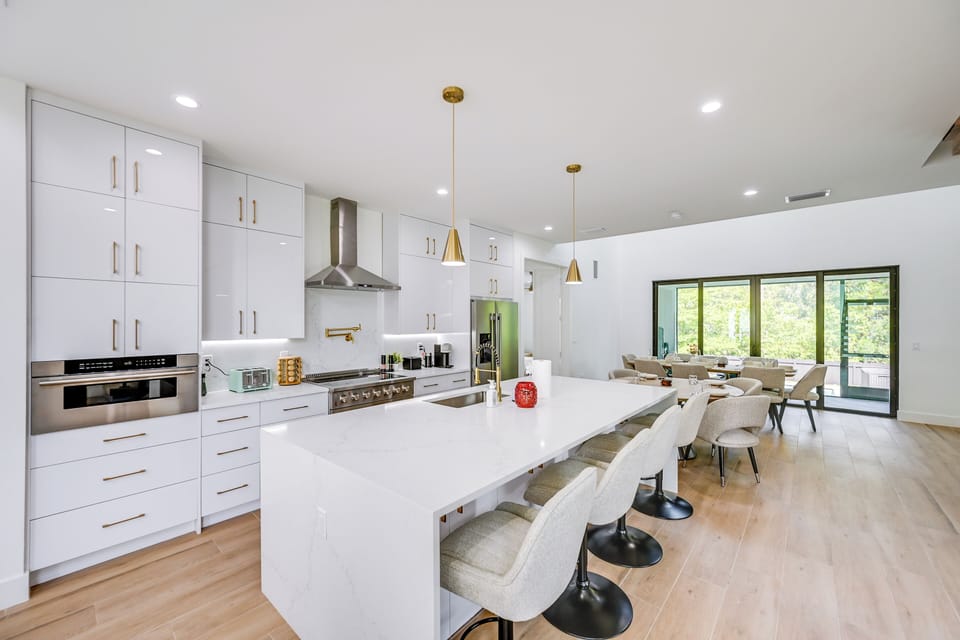 House (4 Bedrooms) | Interior