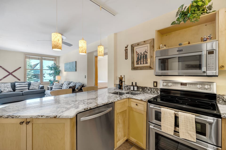 Open Kitchen