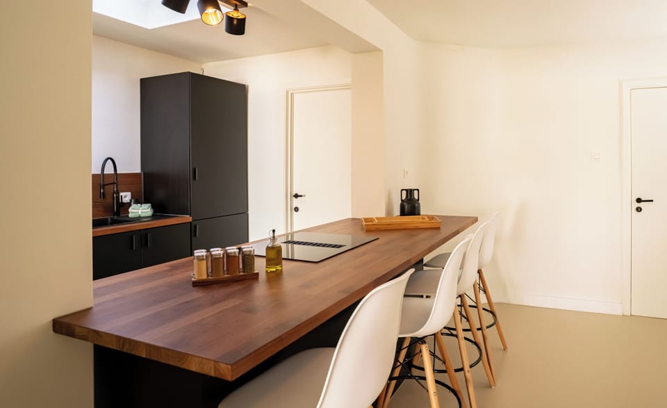 House, 2 Bedrooms, River View | Private kitchen | Full-size fridge, oven, stovetop, dishwasher