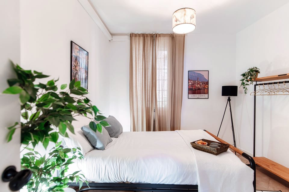 Apartment, Patio, Lake View | Iron/ironing board, cribs (surcharge), WiFi (free), bed sheets