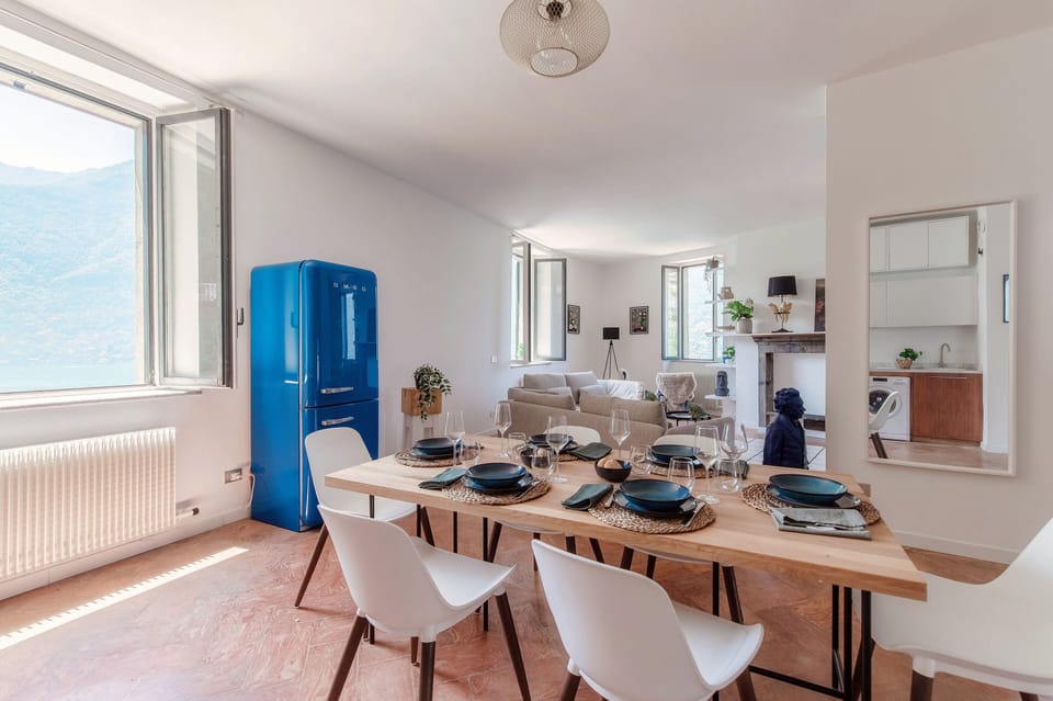 Apartment, Patio, Lake View | Dining room