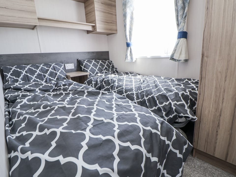 2 bedrooms, individually decorated, individually furnished, free WiFi