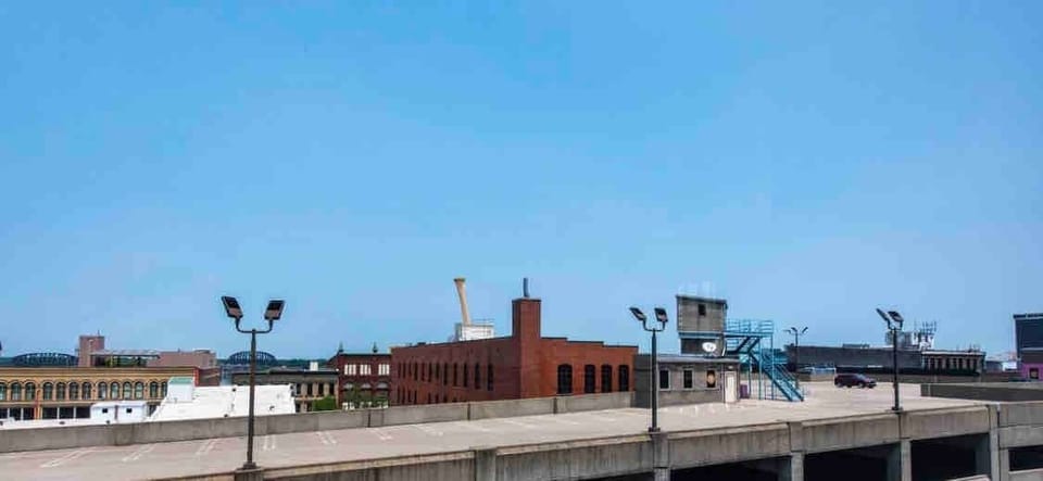 View 1 faces the Ohio River.