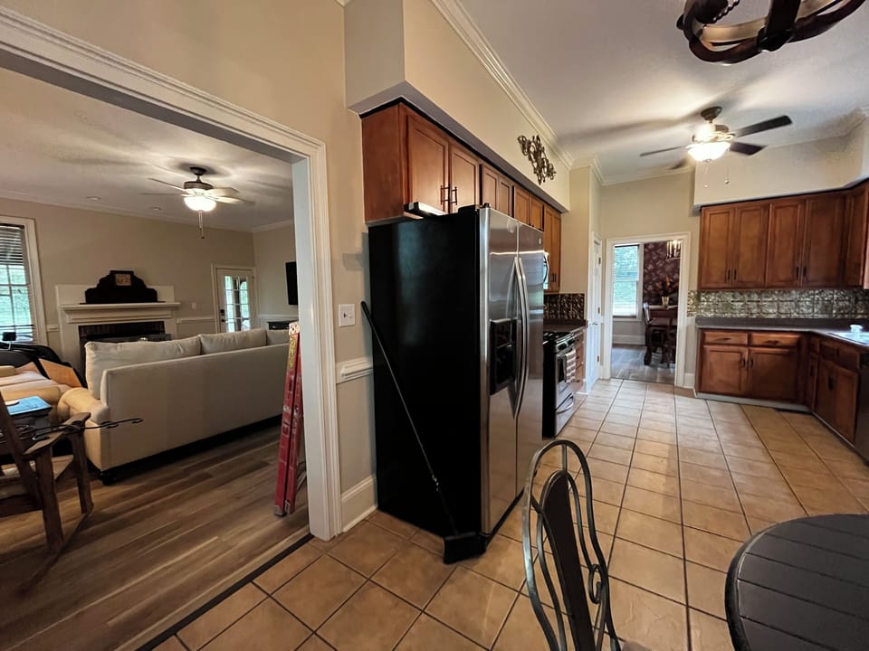 Kitchen, dining room and living room altogether